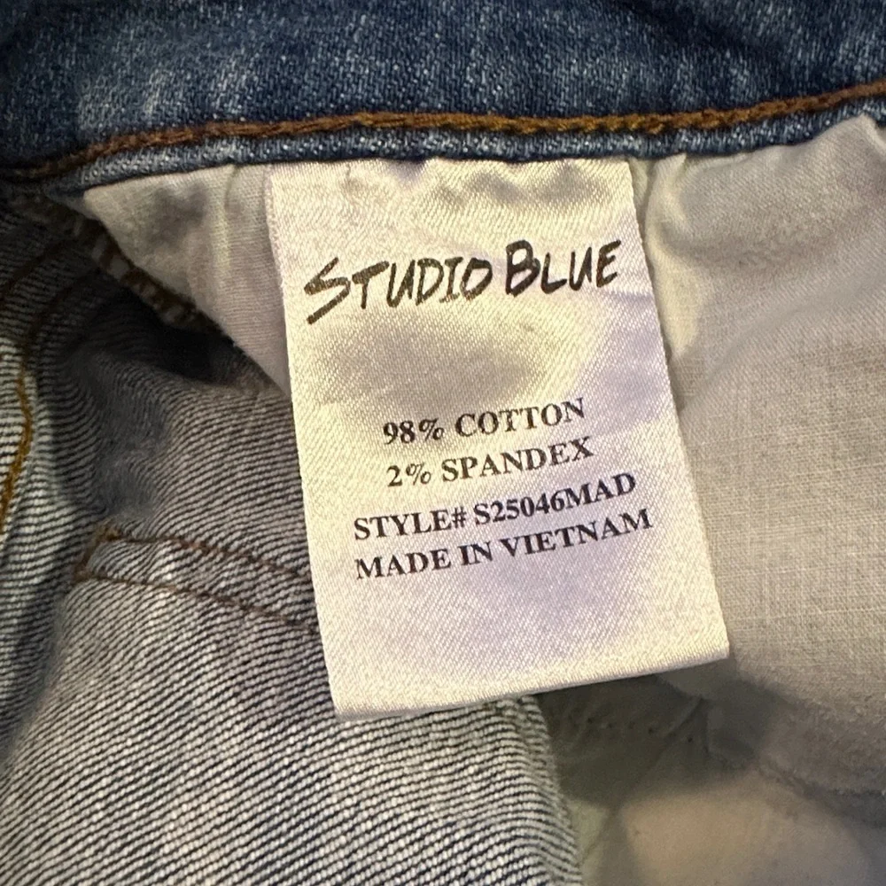 Studio Blue Jean Shorts - Picture 8 of 9